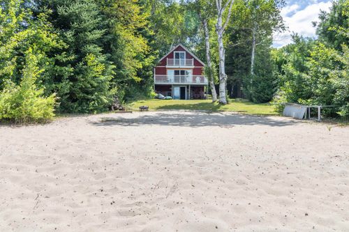 665 Lakeshore Dr, Island Pond, VT, 05846-9774 | Card Image