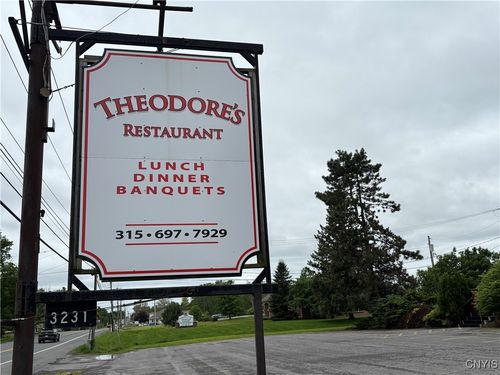 3231 Seneca Tpke, Canastota, NY, 13032-3511 | Card Image