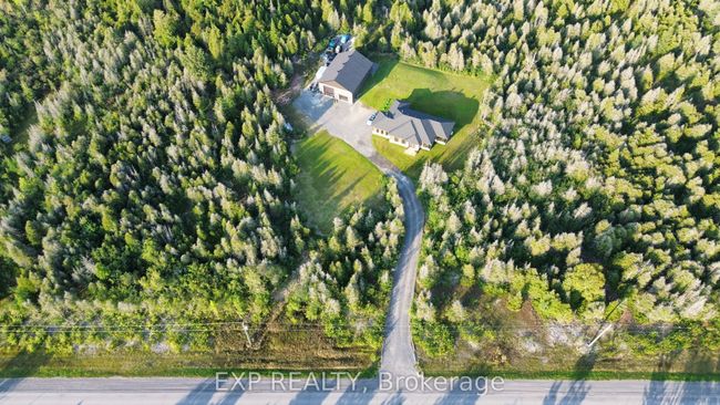 7433 Dwyer Hill Rd, House other with 3 bedrooms, 3 bathrooms and 18 parking in Burritts Rapids ON | Image 26