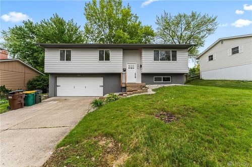 346 Fairway Dr, Fairborn, OH, 45324-4122 | Card Image