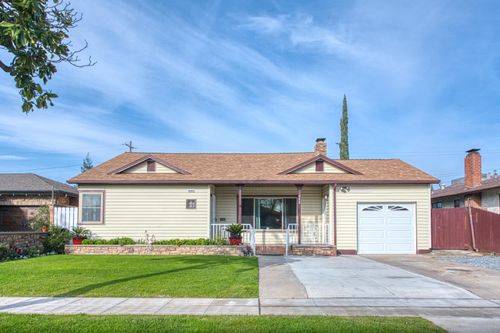 542 W Harvard Ave, Fresno, CA, 93705-4518 | Card Image