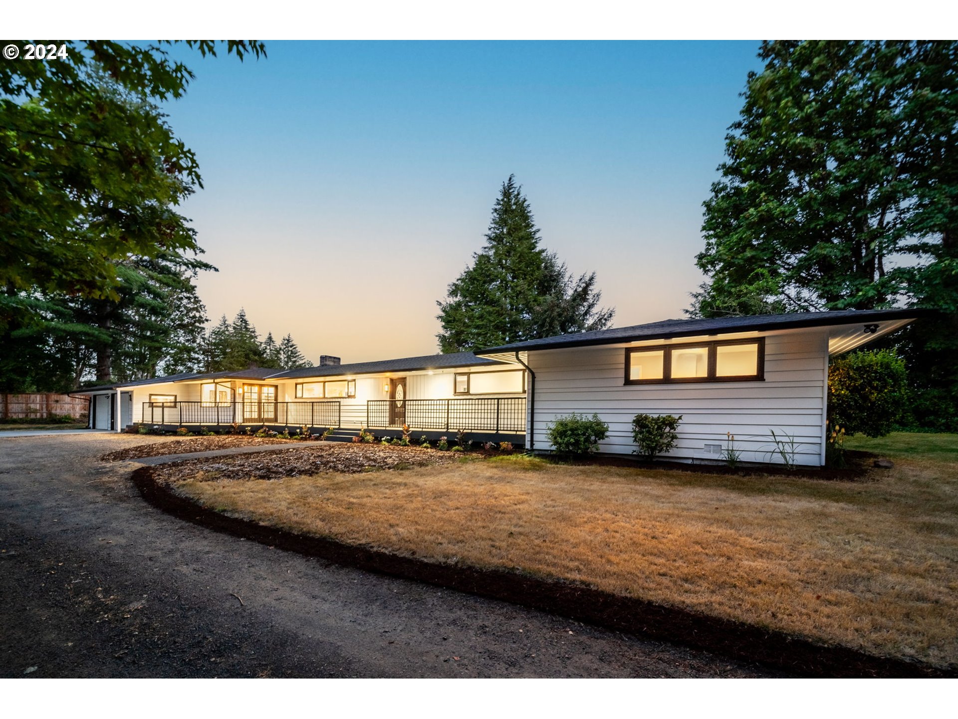 10th Ave, Camas, WA 98607