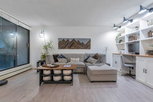 501-3771 Bartlett Crt, Burnaby, BC, V3J7G8 | Card Image