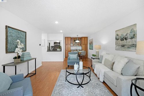 104-39931 Cedar Blvd, Newark, CA, 94560-5329 | Card Image