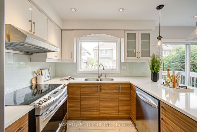 43 Tower Bridge Cres, House other with 4 bedrooms, 4 bathrooms and 1 parking in Markham ON | Image 17