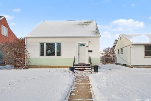 22 Elizabeth Cres, Regina, SK, S4T5V9 | Card Image