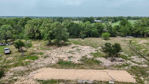 200 Luna Ct, Dale, TX, 78616-2219 | Card Image