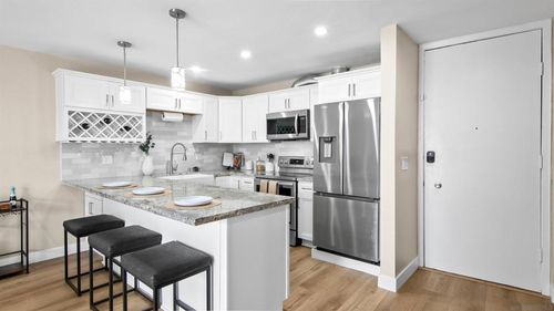 unit-358-3050 Rue Dorleans, San Diego, CA, 92110-5952 | Card Image