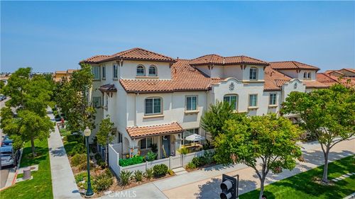 unit-2-1405 Santa Victoria Rd, Chula Vista, CA, 91913-2698 | Card Image