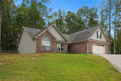 563 Applewood Court, House other with 3 bedrooms, 2 bathrooms and null parking in Clarkesville GA | Image 1