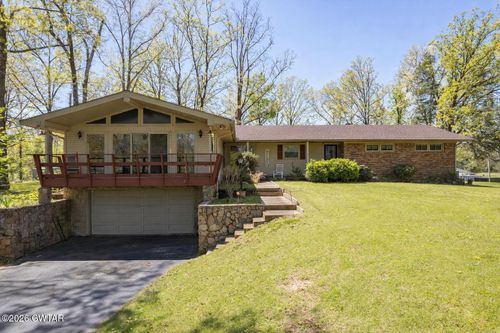 280 E Highland St, Decaturville, TN, 38329-8005 | Card Image