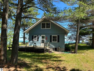 1986 Ausable Point Road, House other with 3 bedrooms, 1 bathrooms and null parking in East Tawas MI | Image 1