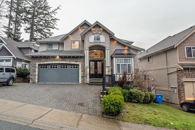 35628 Zanatta Pl, House other with 7 bedrooms, 4 bathrooms and 6 parking in Abbotsford BC | Image 1