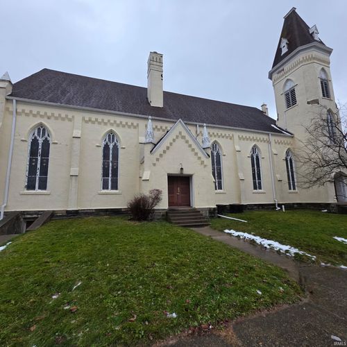 422 W Oak St, Union City, IN, 47390-1364 | Card Image