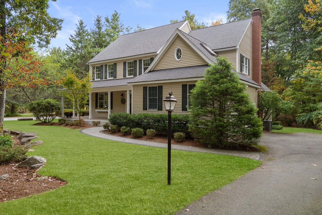 Ledge Hill Rd, Southborough, MA 01772