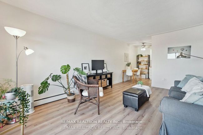 605 - 10 Woodman Dr S, Condo with 1 bedrooms, 1 bathrooms and 1 parking in Hamilton ON | Image 4