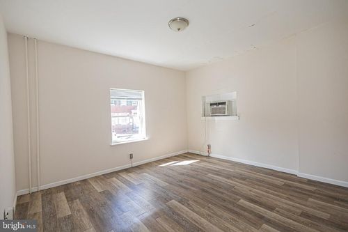 215 High Street, MT HOLLY, NJ, 08060 | Card Image