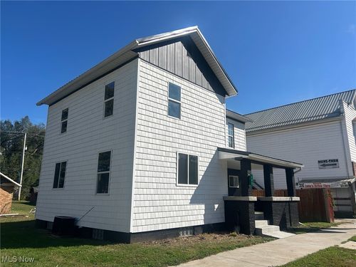 133 S Main St, Tuscarawas, OH, 44682-9727 | Card Image