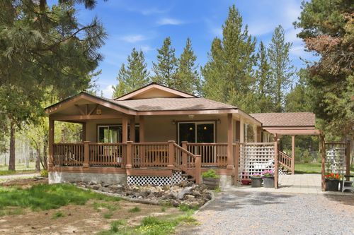 15909 Sparks Dr, La Pine, OR, 97739-9917 | Card Image