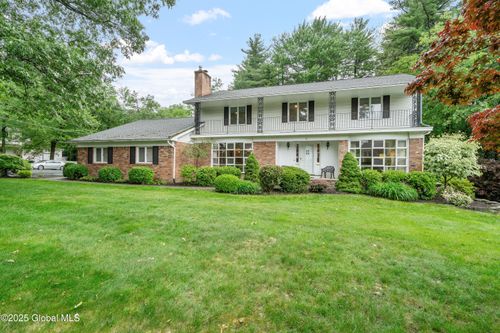 19 Tamarack Ln, Schenectady, NY, 12309-1803 | Card Image