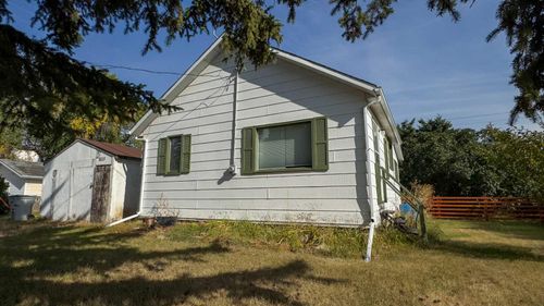 1025 14 St, Wainwright, AB, T9W1K6 | Card Image