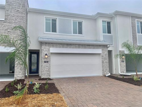 368 Nine Iron Dr, DAVENPORT, FL, 33896-8026 | Card Image