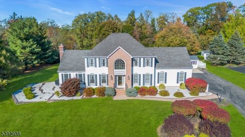 1 Shy Creek Rd, Pittstown, NJ, 08867-5155 | Card Image