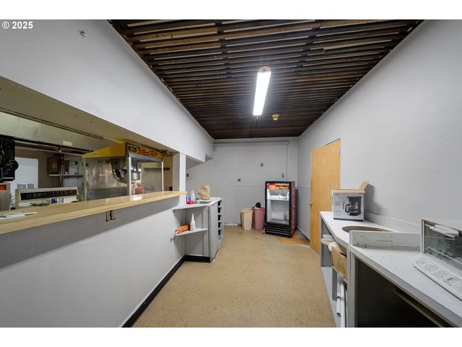 115 8 Th St, Home with 0 bedrooms, 0 bathrooms and 15 parking in Winchester Bay OR | Image 24