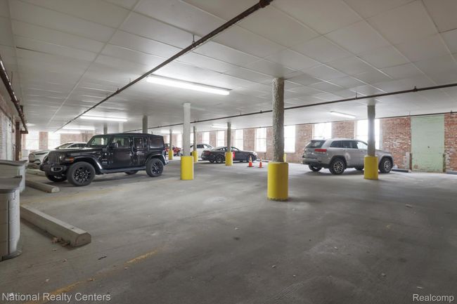 APT-29 - 200 River Place Dr, Condo with 2 bedrooms, 3 bathrooms and null parking in Detroit MI | Image 42