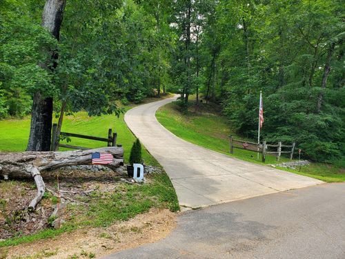 508 Stewart Branch Rd, Hurricane Mills, TN, 37078-2117 | Card Image