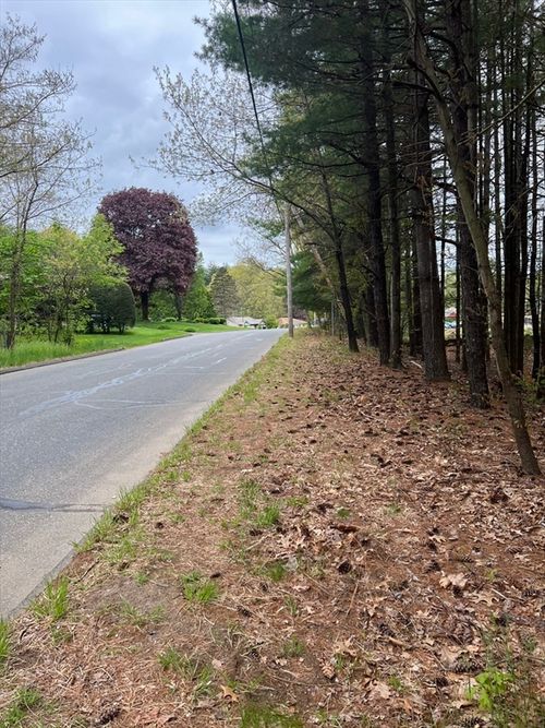 91-62 Lawrence St, Palmer, MA, 01069-1412 | Card Image