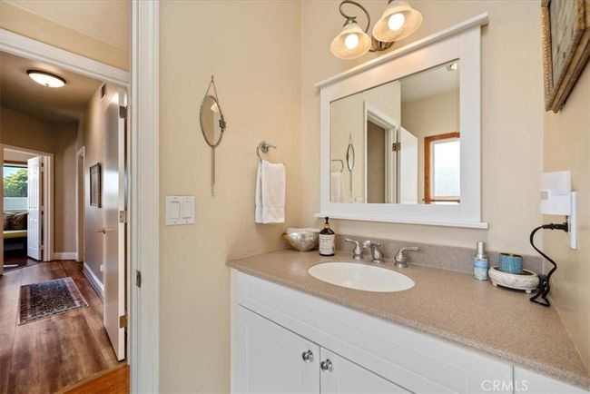 Downstairs bath with shower | Image 48