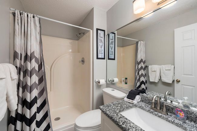 bathroom 3 | Image 26