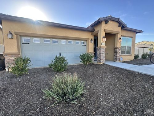 5124 Beaverhead Avenue, Bakersfield, CA, 93306 | Card Image