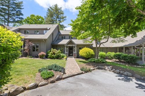 84-84 Fairway Villas Dr, Sapphire, NC, 28774-8734 | Card Image