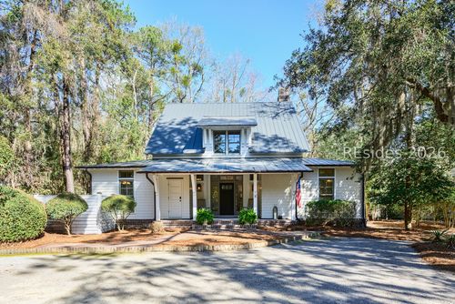 42 Blue Willow St, Bluffton, SC, 29910-8348 | Card Image