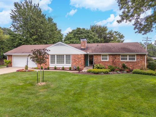 1004 Crescent Ln, Normal, IL, 61761-3910 | Card Image