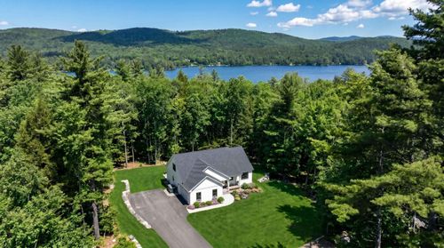 203 Bunker Rd, New London, NH, 03257-5518 | Card Image
