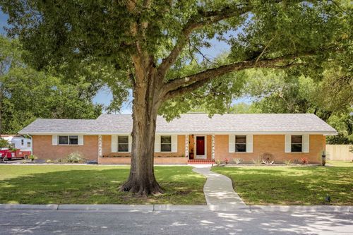 1215 W Live Oak St, Lockhart, TX, 78644-2905 | Card Image
