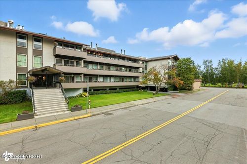 apt-114-221 E 7th Ave, Anchorage, AK, 99501-3639 | Card Image
