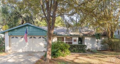 38 Harbor Oaks Circle, House other with 3 bedrooms, 2 bathrooms and null parking in Safety Harbor FL | Image 1