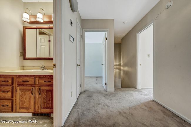 Hall bath | Image 45
