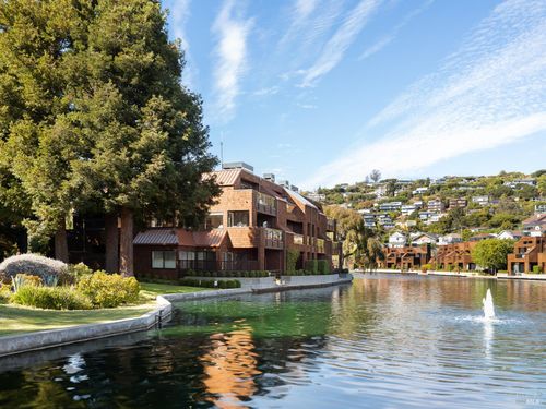 2 Lagoon Vista Road, Tiburon, CA, 94920 | Card Image
