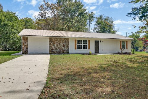 95 Fairview Loop, Crossville, TN, 38571-3736 | Card Image