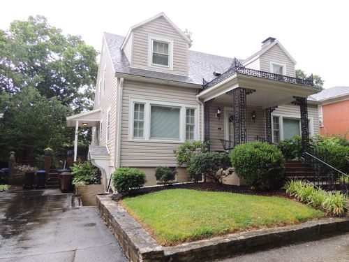 4 Tanner Ct, Frankfort, KY, 40601-3423 | Card Image