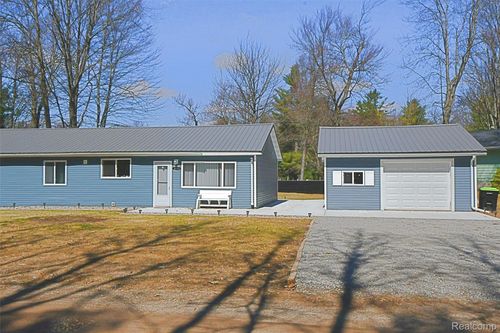 8693 South St, Saint Helen, MI, 48656-9316 | Card Image