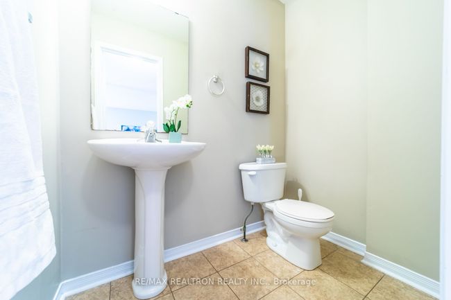 1891 Dalhousie Cres, House other with 4 bedrooms, 3 bathrooms and 1 parking in Oshawa ON | Image 13
