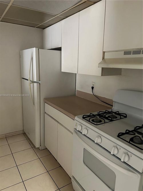 apt-b205-18101 Nw 68th Ave, Hialeah, FL, 33015-3936 | Card Image