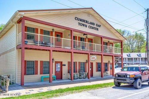4-704 Brooklyn St, Cumberland Gap, TN, 37724-4775 | Card Image