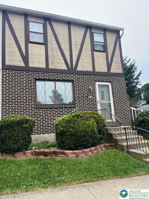 1184 Eagle St, ALLENTOWN, PA, 18106-9518 | Card Image